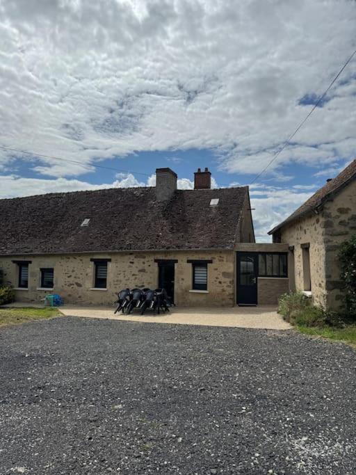 Pause Detente A La Campagne ! Saint-Victeur Exterior photo